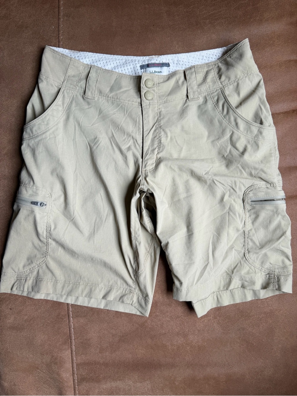 L.L.Bean Khaki Hiking Shorts Trail Cargo Outdoor Women’s Size 4